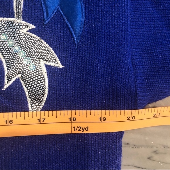 Vintage 1980s Embellished Blue Sweater M - Picture 6 of 8